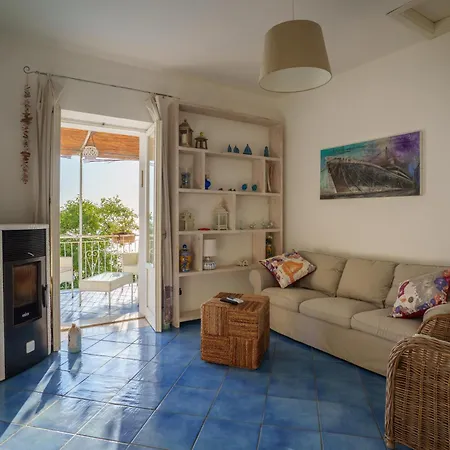 Apartment Tramontana *