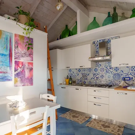 Tramontana Apartment *